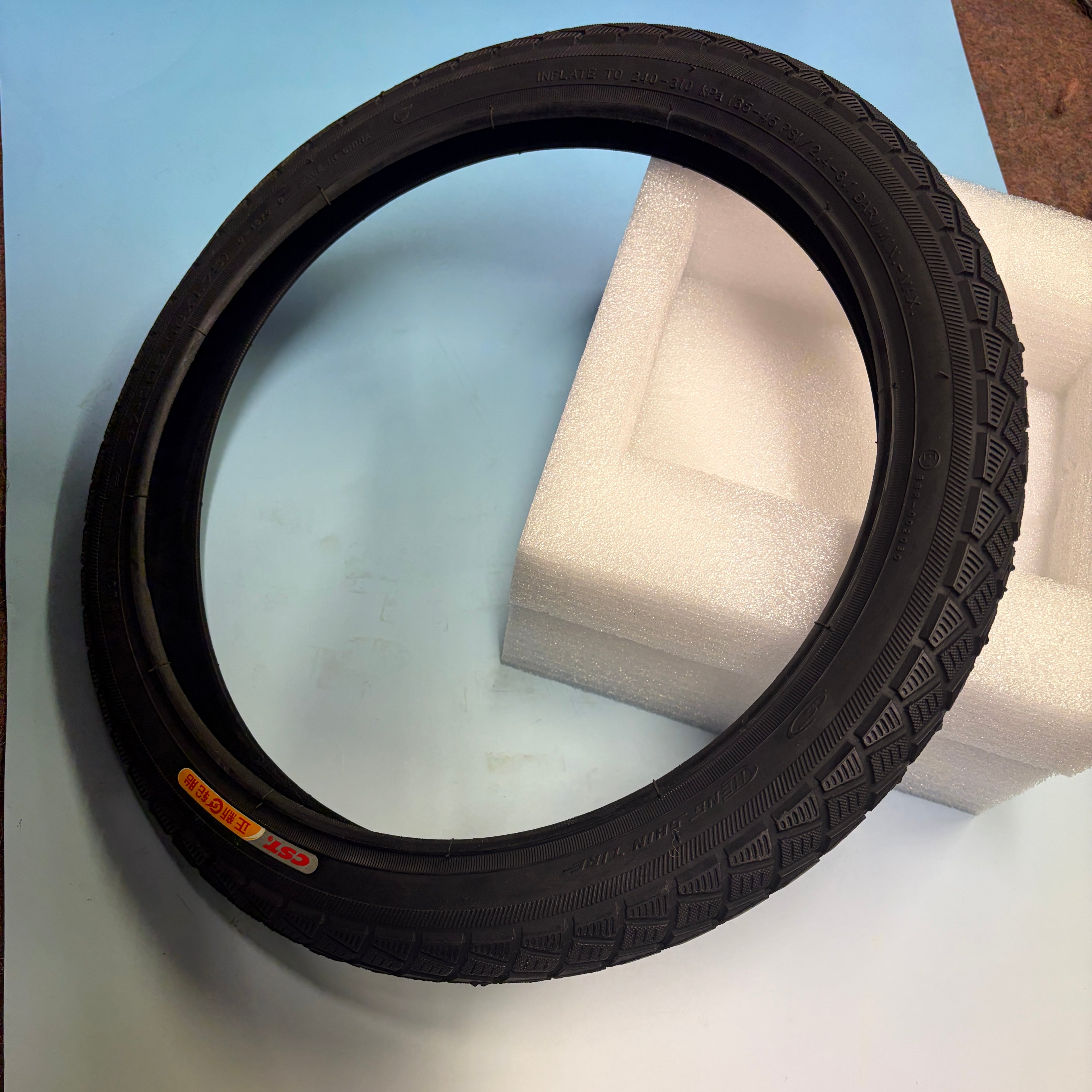 CST 16*1.75 Outer Tyre