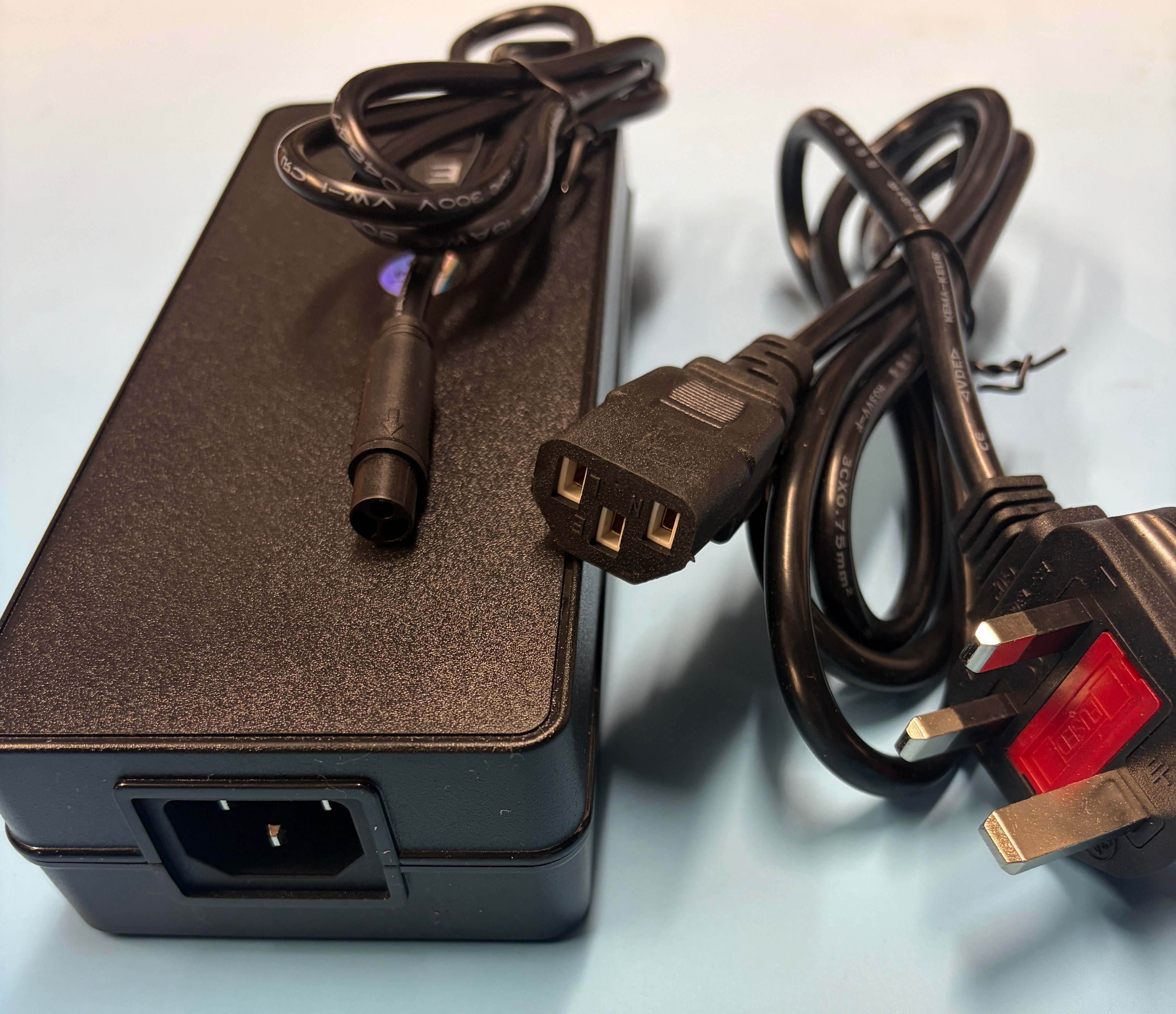 Kukirin G2 Master 2025 3A Fast Charger