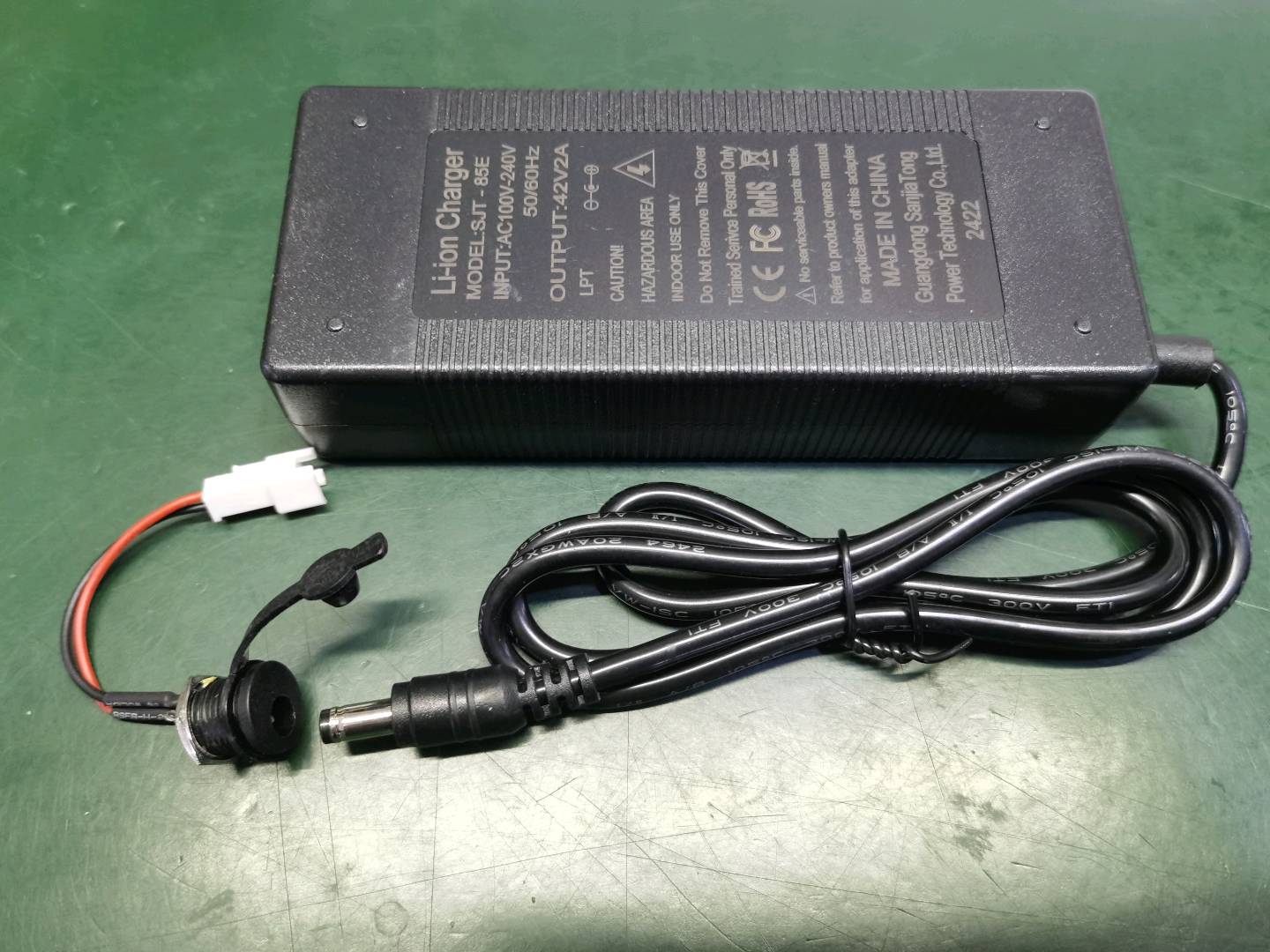 42V 2A DC Charger ;DC55*25 ， UK